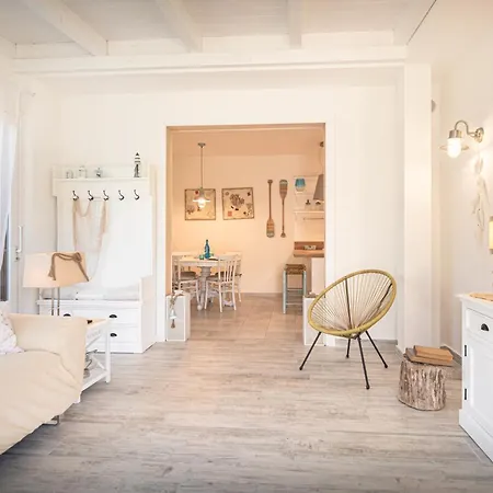 La Casetta Di Chiara Tatil Evi